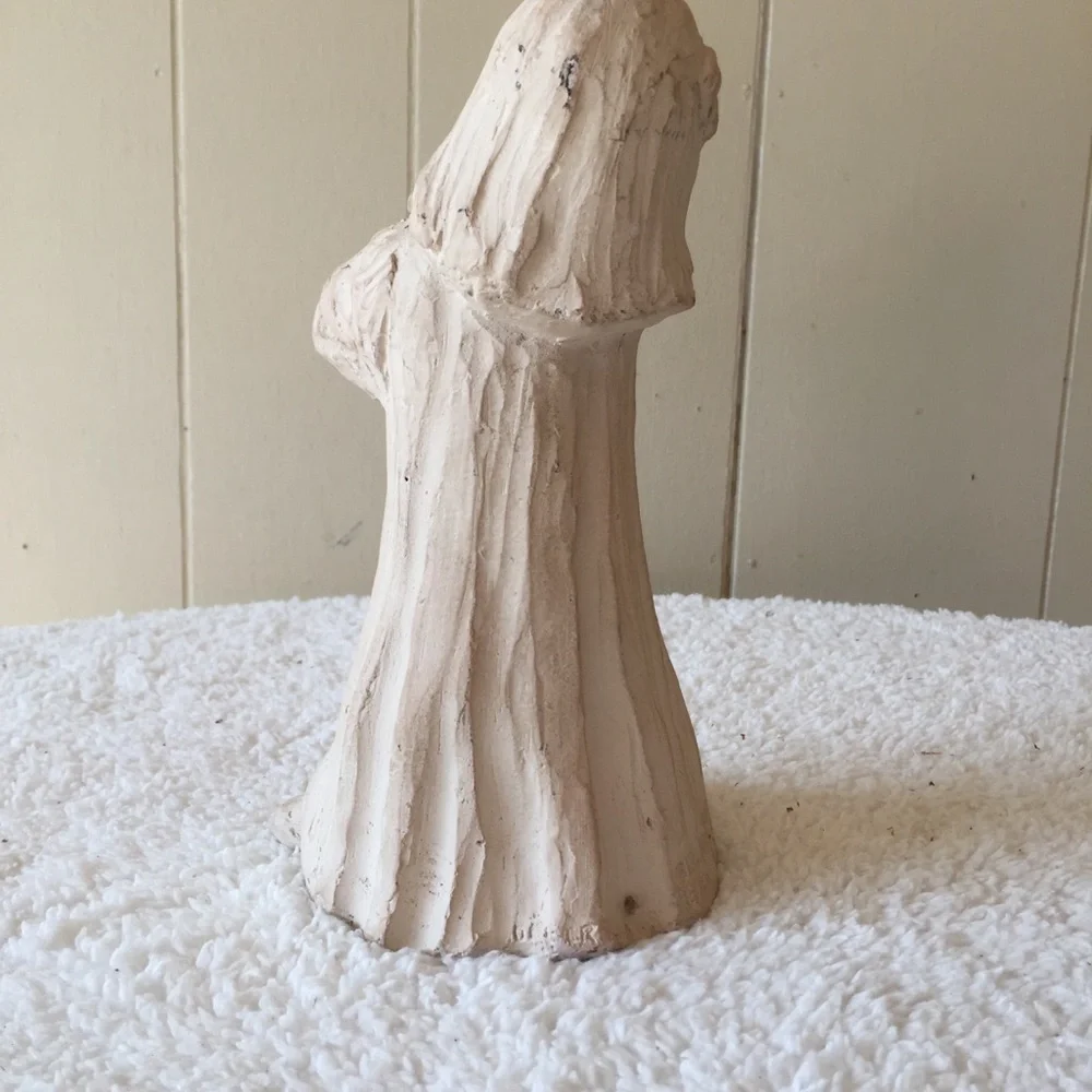 Vintage Dee Crowley Figurine/ Sculpture of Girl w Cat, Bright Eyes Colle…
